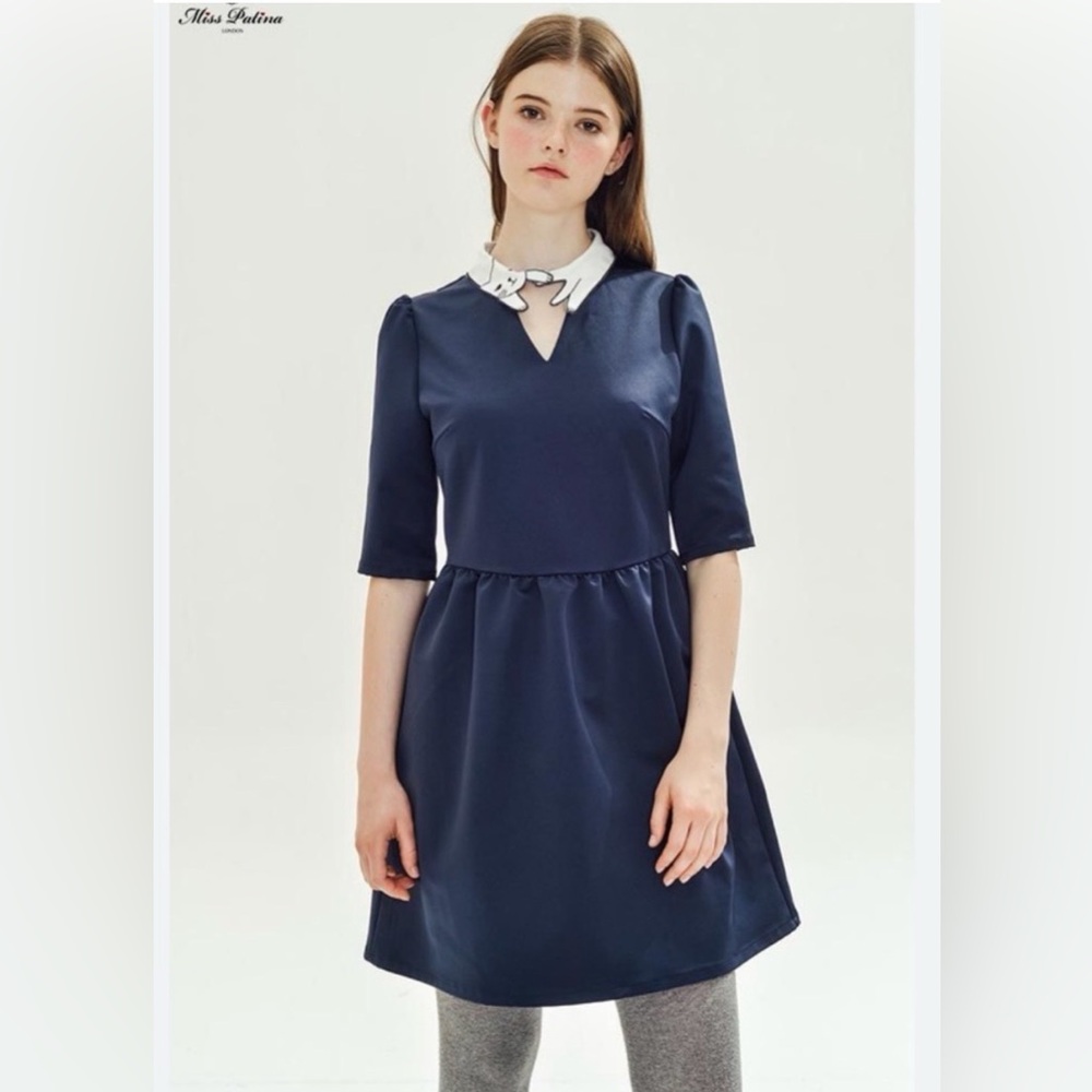 Miss Patina Dress with Cat Collar, mint condition, size S, navy color